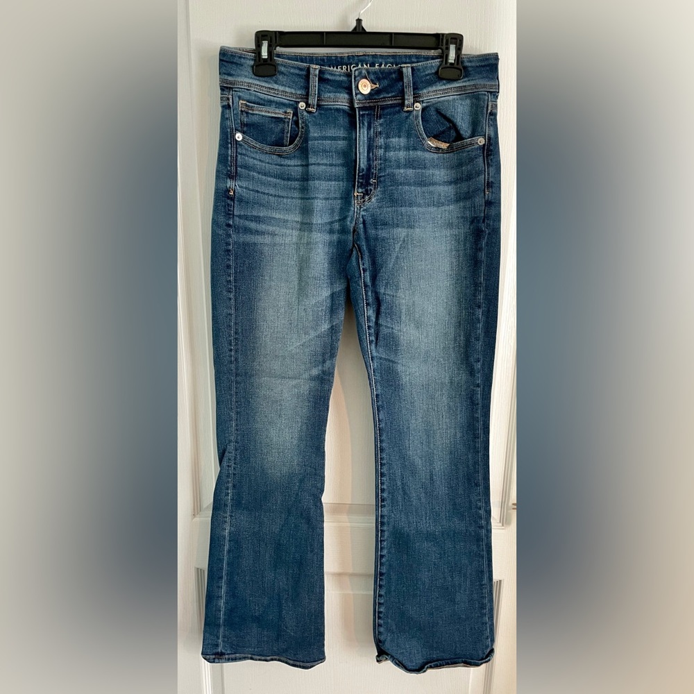 Women’s kick boot American eagle jeans size 8